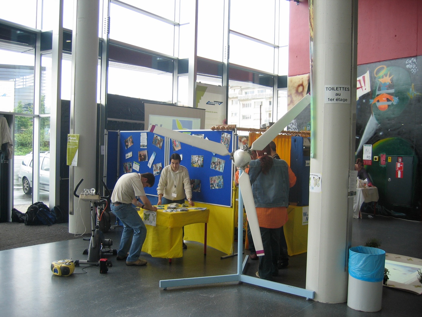 Stand mit Stromfahrrad